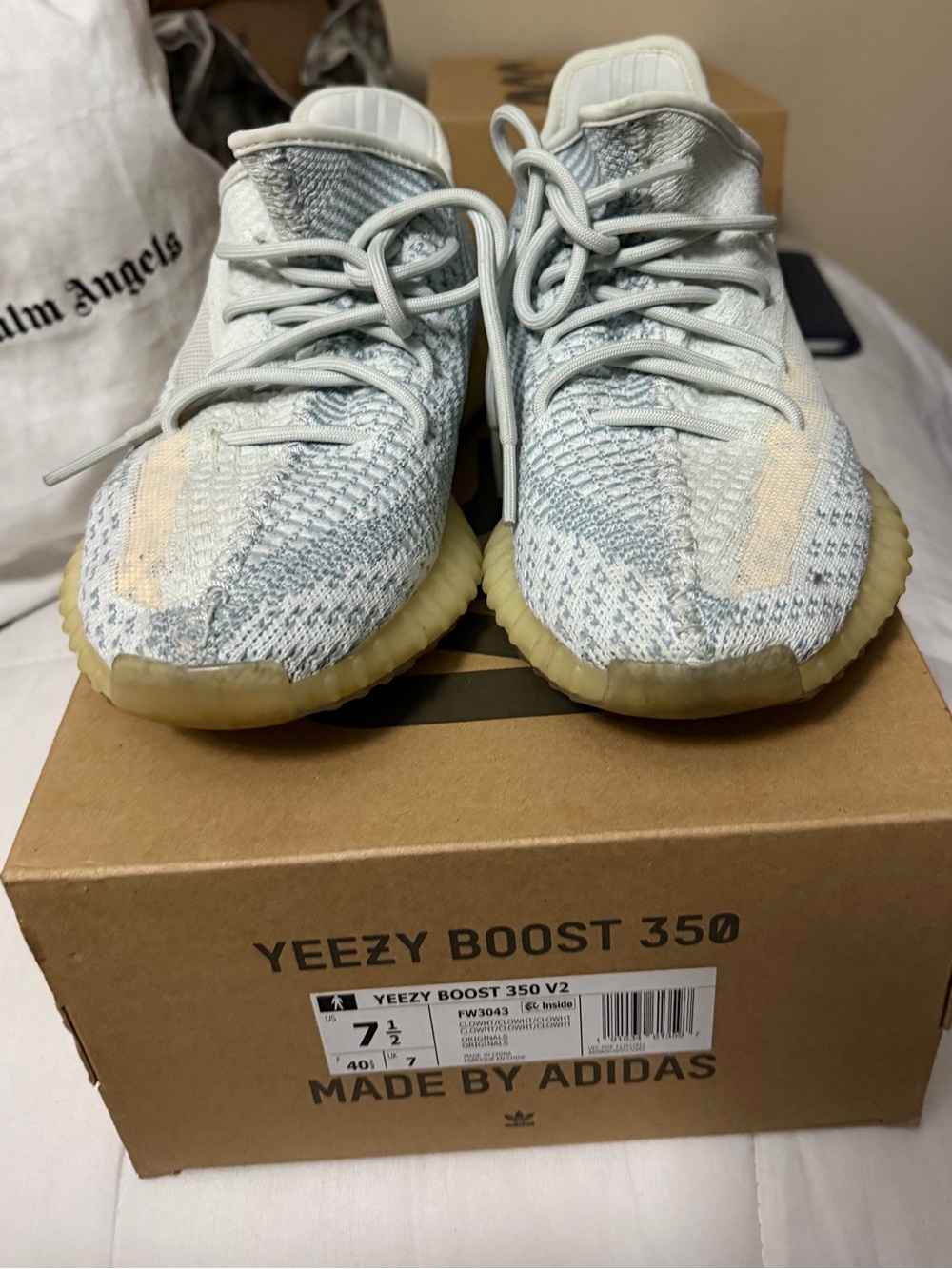 Authentic adidas Yeezy boost 350 v2 cloud white non reflective